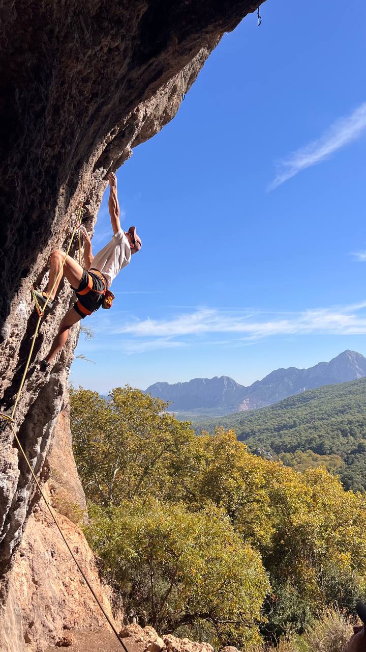 Тимур Муратов